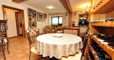 Villa 4 bedrooms with By the sea in Dobrota, Montenegro