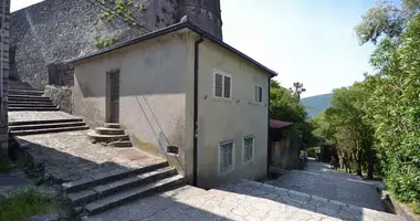 Дом в Игало, Черногория