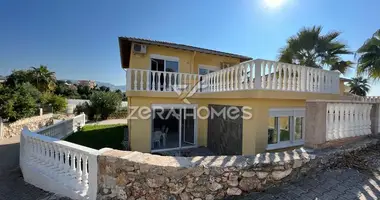 Villa 4 Zimmer mit Möbel, mit Klimaanlage, mit Terrasse in Toslak, Türkei