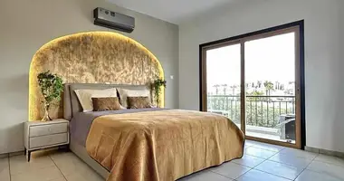 Дом 4 спальни в Никосия, Кипр