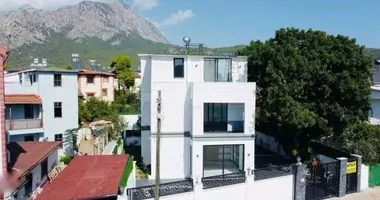 Villa 5 Zimmer mit Parkplatz, mit Schwimmbad, mit Bergblick in Alanya, Türkei