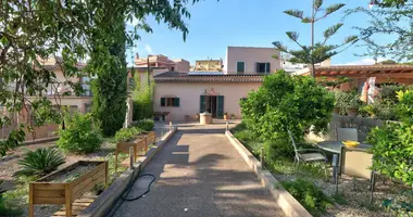 Willa w Establiments, Hiszpania