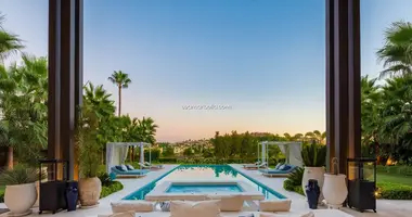 Villa 6 bedrooms in Marbella, Spain