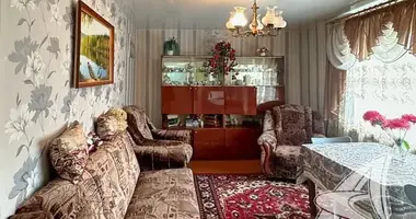 Apartamento 3 habitaciones en Pruzhany, Bielorrusia