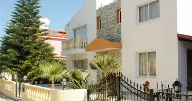 Villa 1 Zimmer mit Schwimmbad in Gemeinde Germasogeia, Cyprus