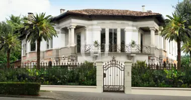 Villa 1 zimmer in Desenzano del Garda, Italien