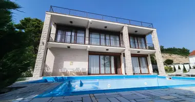 Villa  mit Meerblick, mit Videoüberwachung in Montenegro