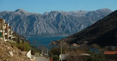 Grundstück in Morinj, Montenegro
