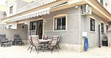 Dom 4 pokoi w Orihuela, Hiszpania