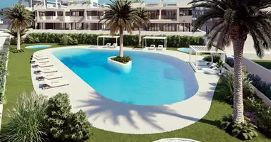 Penthouse 2 bedrooms with Balcony, with Air conditioner, with parking in Torrevieja, Spain