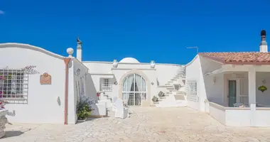 Villa in Ostuni, Italien
