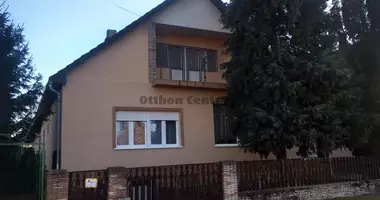 Casa 4 habitaciones en Balatonszarszo, Hungría