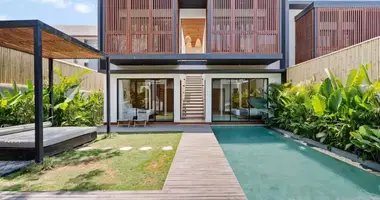 Villa 5 habitaciones con Balcón, con Amueblado, con estacionamiento en Denpasar, Indonesia