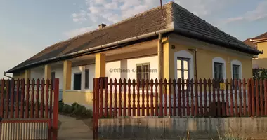 3 room house in Ajak, Hungary