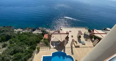 3 bedroom apartment in Dobra Voda, Montenegro