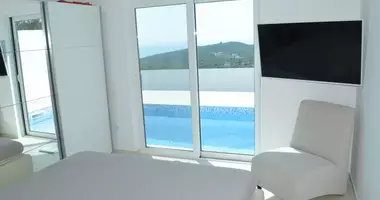 Villa 2 bedrooms with parking in Montenegro