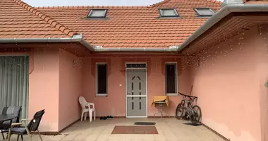 Casa 6 habitaciones en Dunavarsany, Hungría