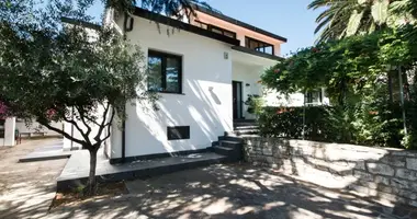 Villa in Livorno, Italien