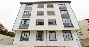 Wohnung 4 zimmer in Ciftlikkoey, Türkei