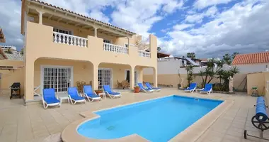 Villa 5 bedrooms with parking, with Furnitured, with Garage in Adeje, Spain