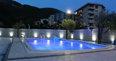 Hotel 751 m² en Becici, Montenegro