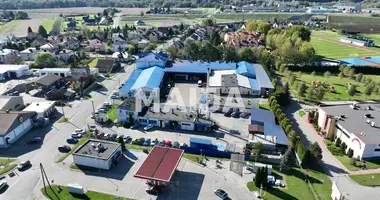 Oficina 4 860 m² en Strzyzow, Polonia