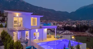 Villa 5 rooms with parking, with Swimming pool, with Mountain view in , Turkey