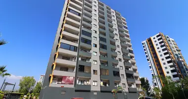 Apartamento 4 habitaciones en Mezitli, Turquía