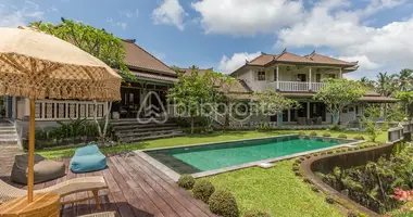 Villa  mit Balkon, mit Möbliert, mit Klimaanlage in Ubud, Indonesien