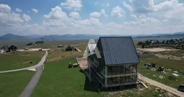 Квартира 3 спальни в Жабляк, Черногория