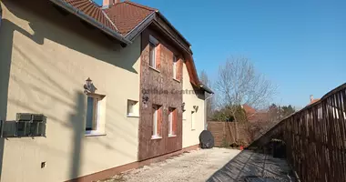 Casa 4 habitaciones en Erd, Hungría
