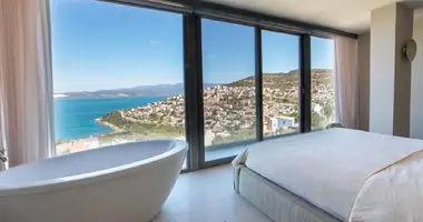 Villa 4 Zimmer mit Parkplatz, mit Meerblick, mit Schwimmbad in Derekoey, Türkei