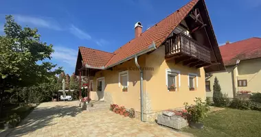 5 room house in Zalacsany, Hungary