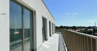 Apartamento 4 habitaciones en Marki, Polonia