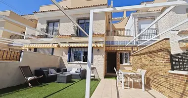 Villa  mit Klimaanlage, mit Meerblick, mit Terrasse in Pilar de la Horadada, Spanien