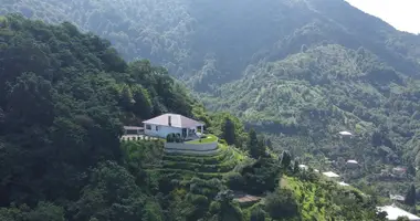 Casa 4 habitaciones en Kveda Achkva, Georgia