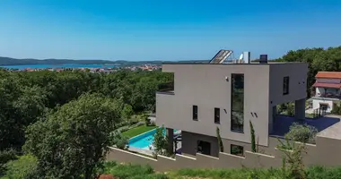 Villa 5 chambres dans Opcina Medulin, Croatie