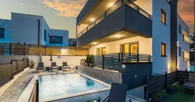 Villa in Opcina Medulin, Kroatien