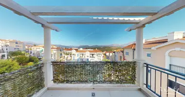Apartamento 2 habitaciones en Tivat, Montenegro