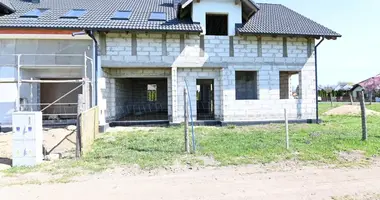 Wohnung in Usch-Neudorf, Polen
