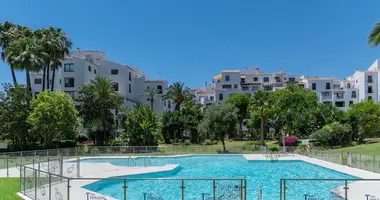 Mieszkanie 3 pokoi w Marbella, Hiszpania
