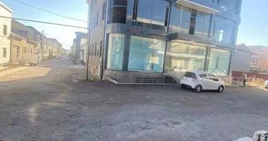 Коммерческое помещение 1 400 м² в Ханабад, Узбекистан