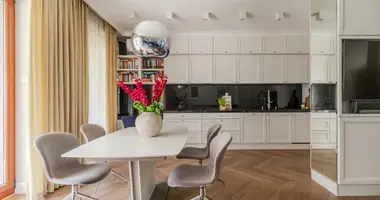 Apartamento 3 habitaciones en Varsovia, Polonia