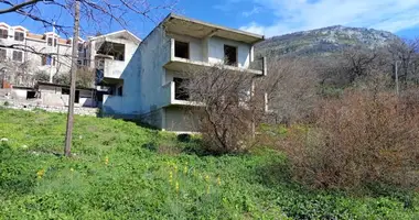 3 bedroom house in Sutomore, Montenegro