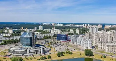 Apartamento 3 habitaciones en Minsk, Bielorrusia