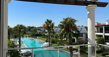 Apartamento 4 habitaciones en Serik, Turquía