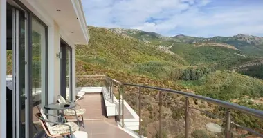 2 bedroom apartment in Becici, Montenegro