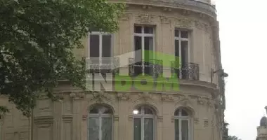 Hôtel 3 332 m² dans Paris, France
