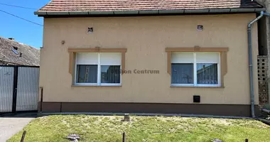 3 room house in Tolna, Hungary