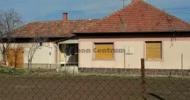 2 room house in Csany, Hungary
